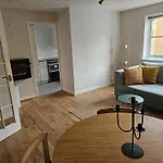 Cosy 2 Bedroom Apartment
