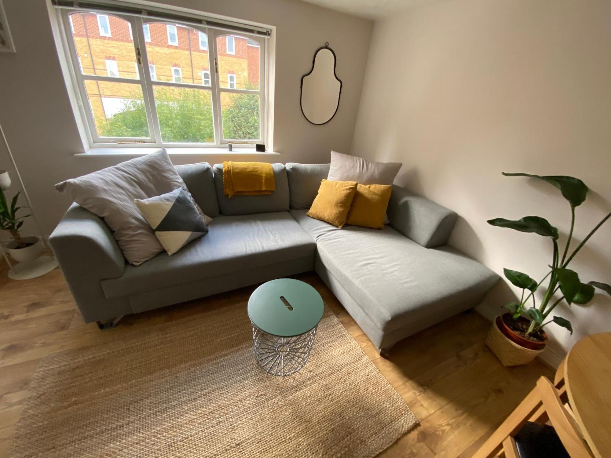 Cosy 2 Bedroom * Londra