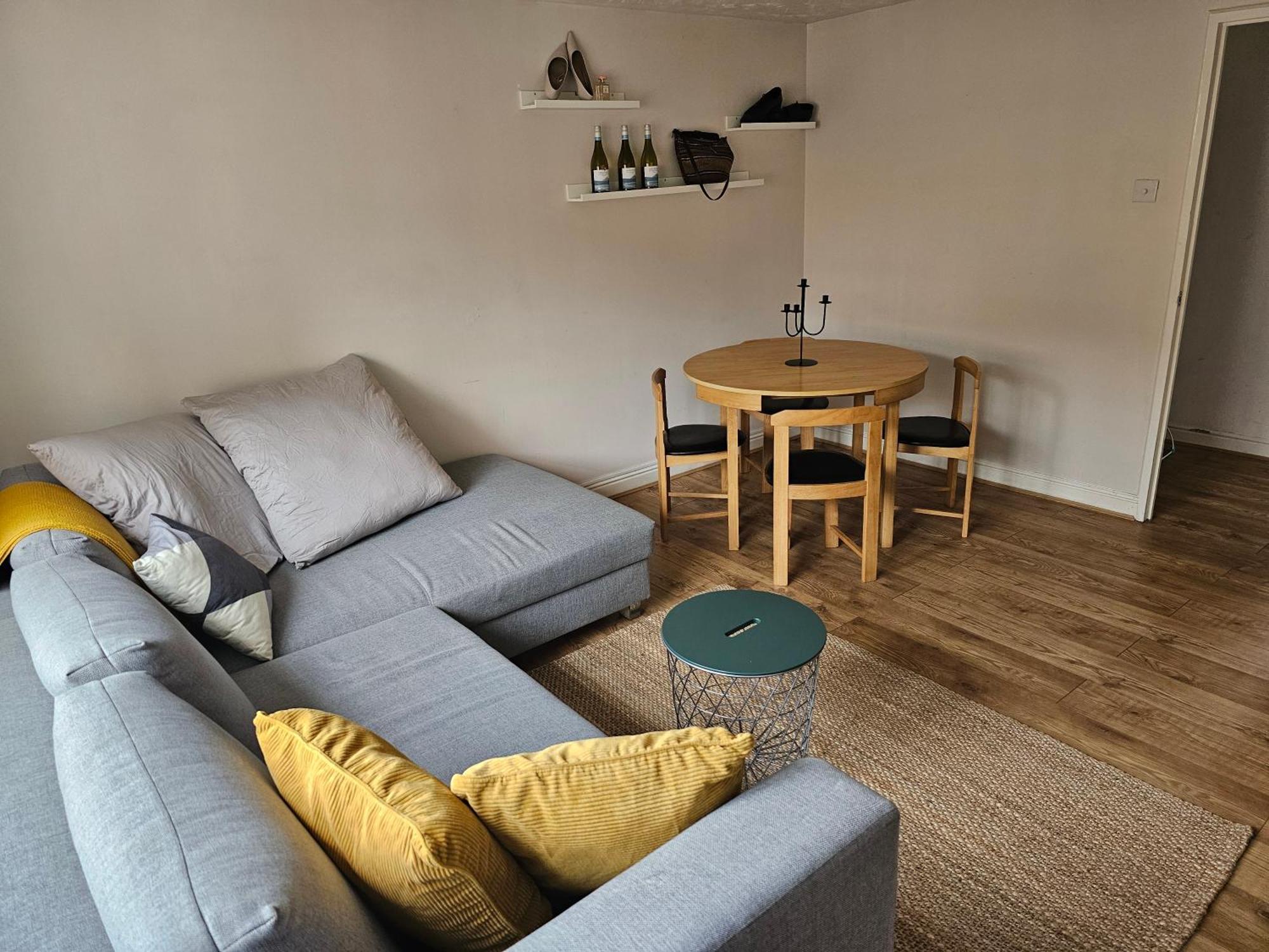 Cosy 2 Bedroom